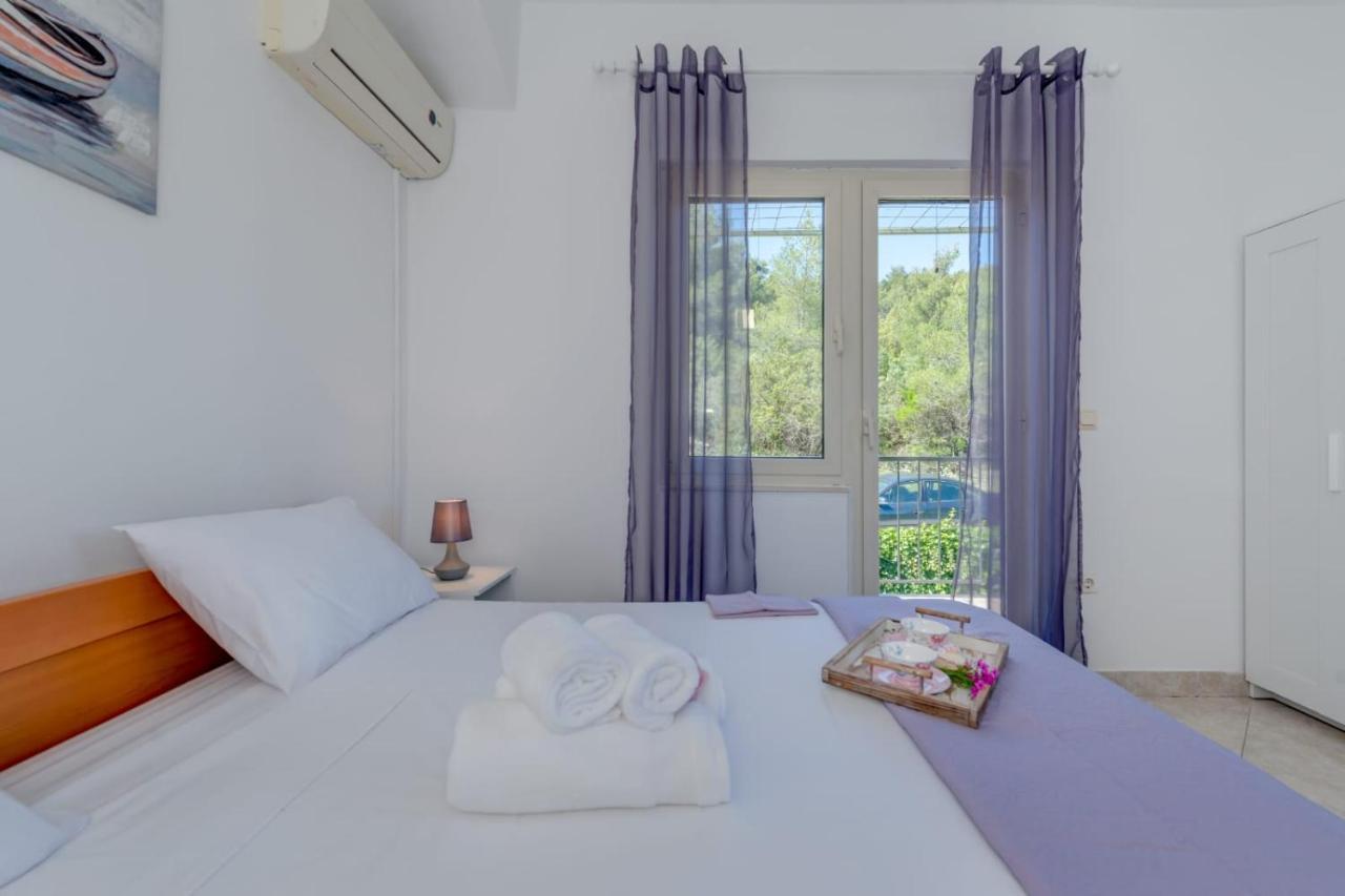 Holiday Home Kalinic Слатине Екстериор снимка