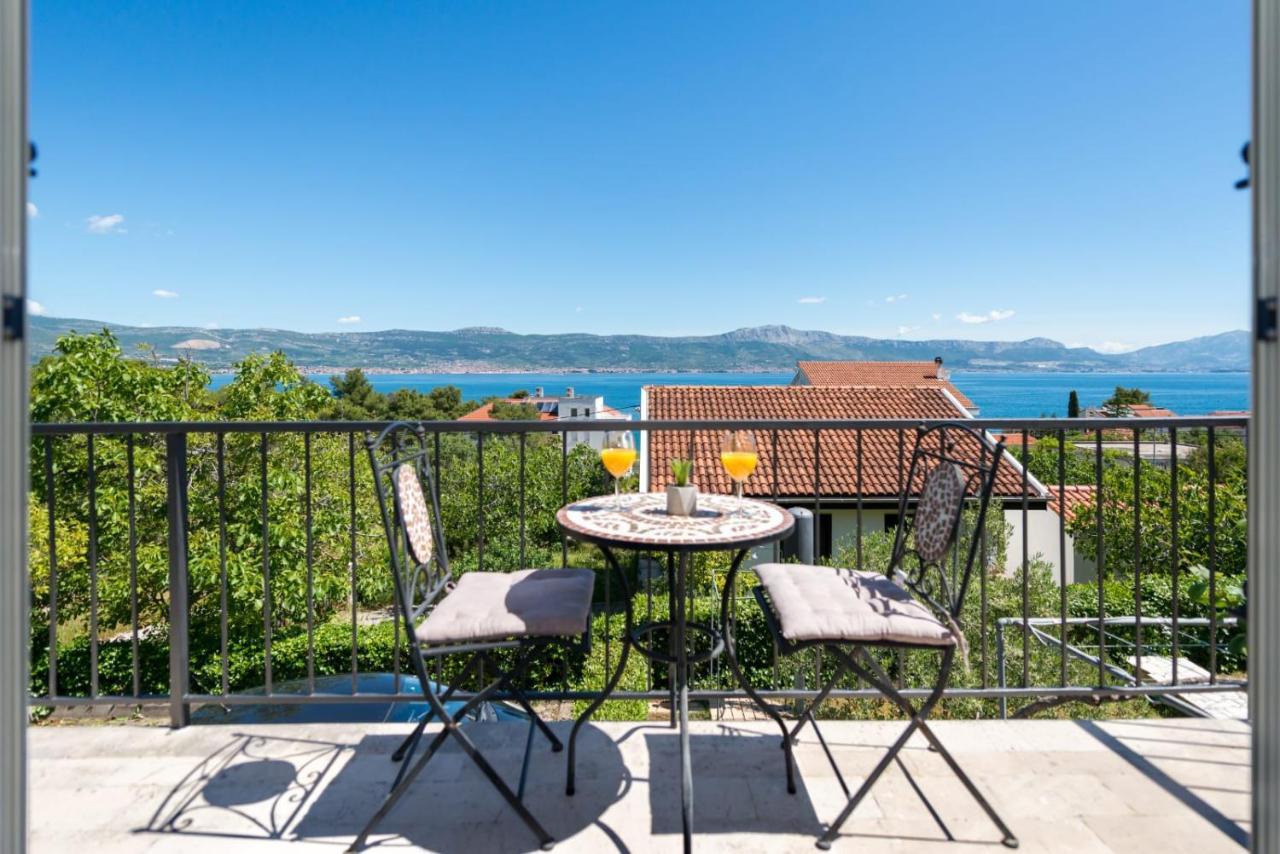 Holiday Home Kalinic Слатине Екстериор снимка