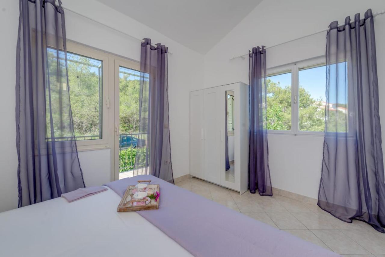 Holiday Home Kalinic Слатине Екстериор снимка